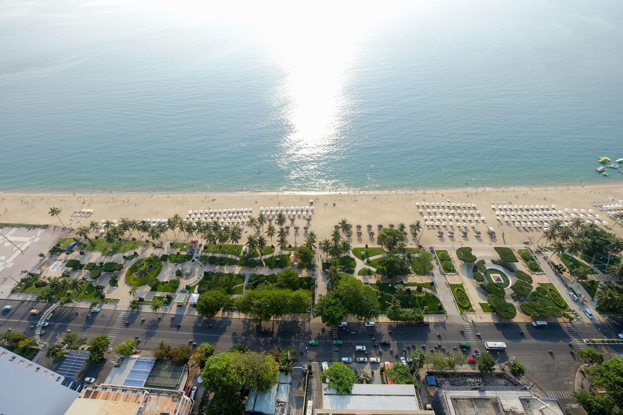 Ocean View Apartments На Транг Екстериор снимка